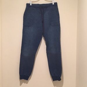 Gap sweats